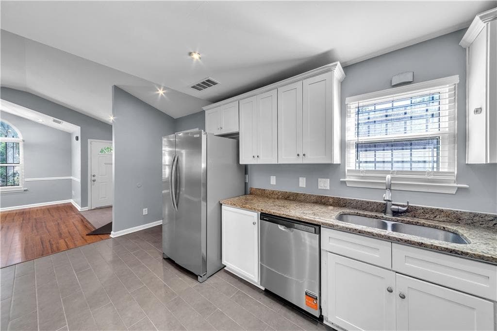 4 bedroom, 2 bathroom, 1,476 sq ft single family residence for sale at 4064 Blanton Avenue, Atlanta, GA 30331 — photo 9