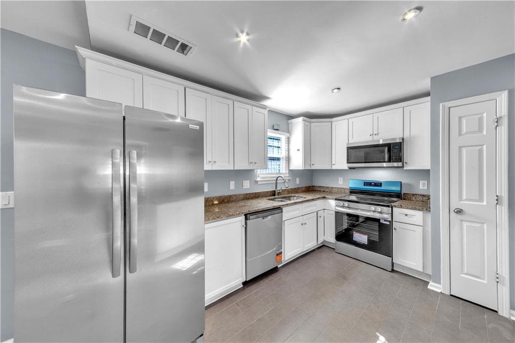 4 bedroom, 2 bathroom, 1,476 sq ft single family residence for sale at 4064 Blanton Avenue, Atlanta, GA 30331 — photo 10
