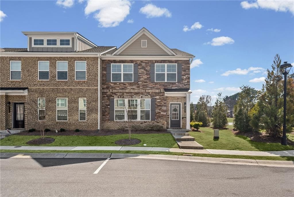 3 bedroom, 3 bathroom, 1,875 sq ft townhouse for rent at 3006 Chene Place, Duluth, GA 30097 for $2,650 a month — photo 2