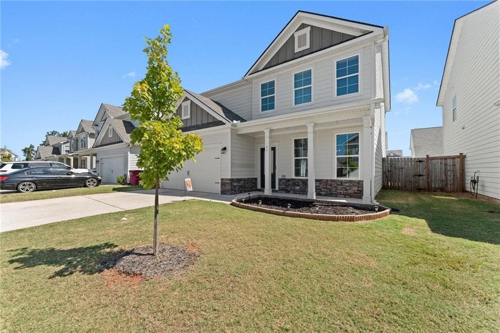 4 bedroom, 3 bathroom, 2,156 sq ft single family residence for sale at 163 Red Birch Lane, Warner Robins, GA 31093 — photo 2