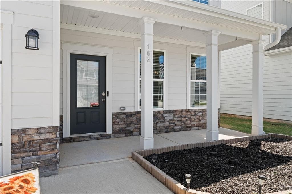 4 bedroom, 3 bathroom, 2,156 sq ft single family residence for sale at 163 Red Birch Lane, Warner Robins, GA 31093 — photo 3
