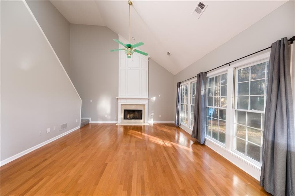 4 bedroom, 3 bathroom, 3,066 sq ft single family residence for rent at 6480 Stapleford Lane, Johns Creek, GA 30097 for $3,600 a month — photo 8
