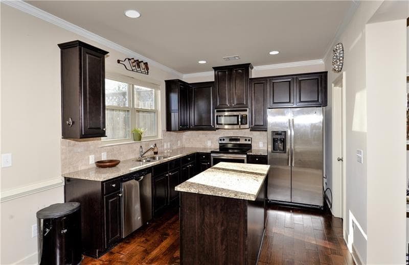 4 bedroom, 4 bathroom, 2,628 sq ft townhouse for rent at 2349 White Oak Bend 22, Smyrna, GA 30080 for $3,200 a month — photo 7