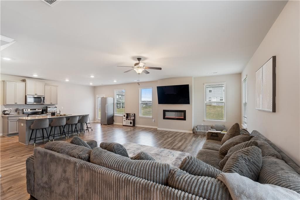 4 bedroom, 4 bathroom, 2,756 sq ft single family residence for sale at 1052 Bodega Loop, Locust Grove, GA 30248 — photo 5
