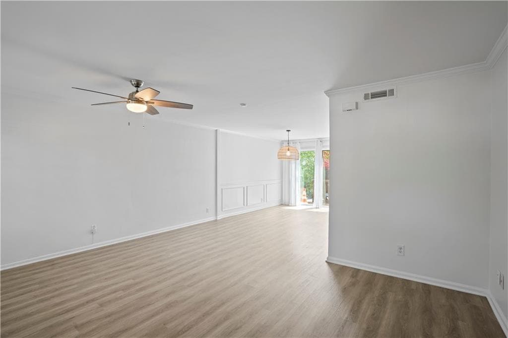 2 bedroom, 3 bathroom, 1,363 sq ft townhouse for sale at 2825 Northeast Expressway N4, Atlanta, GA 30345 — photo 4