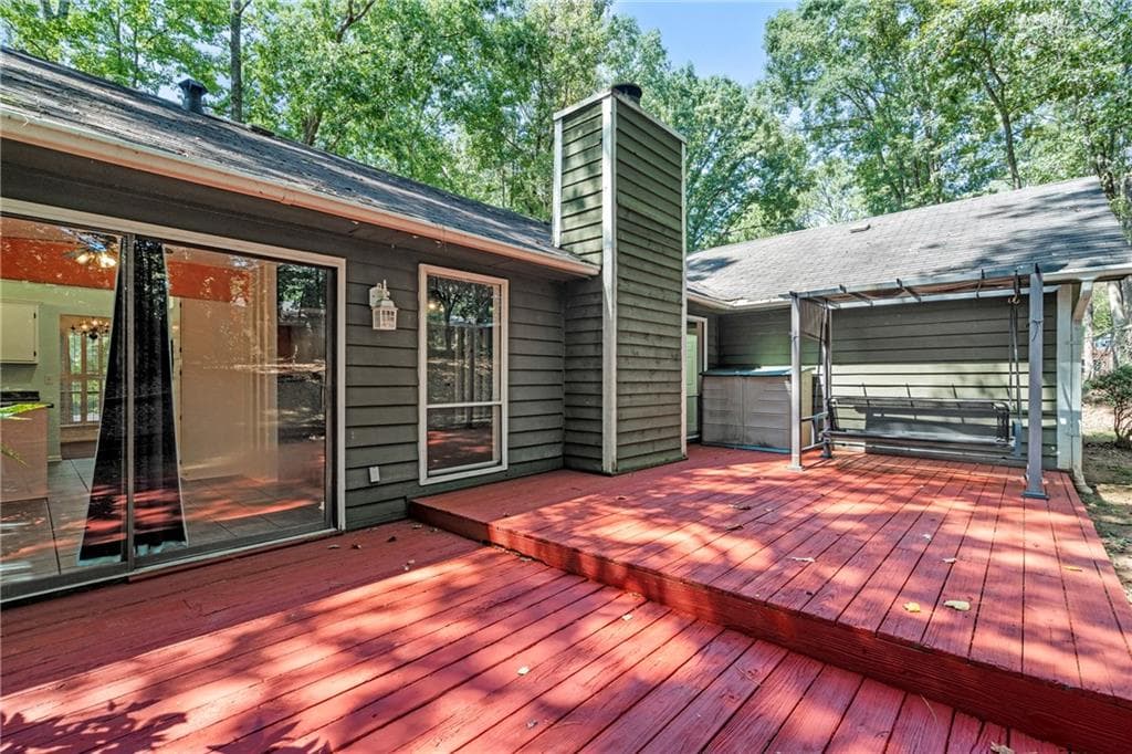 3 bedroom, 2 bathroom, 1,798 sq ft single family residence for sale at 717 Pebble Creek Drive, Norcross, GA 30093 — photo 4