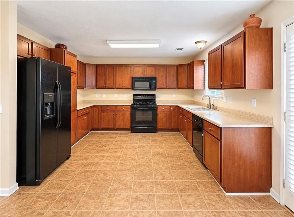 5 bedroom, 4 bathroom, 3,417 sq ft single family residence for sale at 4628 Chafin Point Court, Snellville, GA 30039 — photo 10