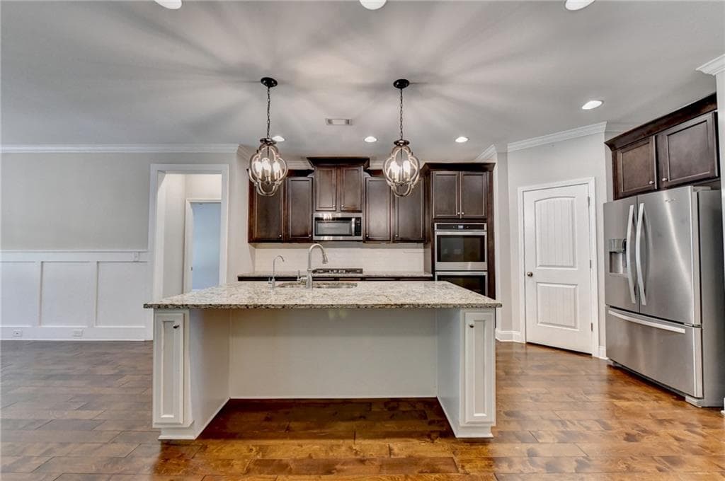3 bedroom, 2 bathroom, 1,938 sq ft single family residence for sale at 240 Wildcat Ridge Drive, Suwanee, GA 30024 — photo 8