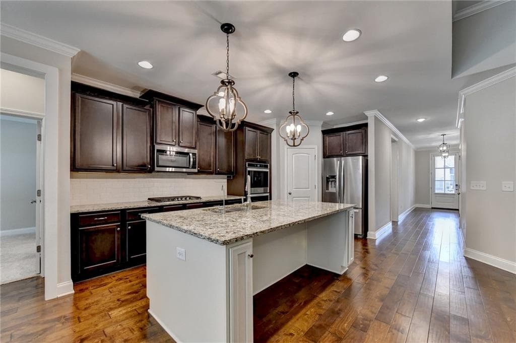 3 bedroom, 2 bathroom, 1,938 sq ft single family residence for sale at 240 Wildcat Ridge Drive, Suwanee, GA 30024 — photo 9