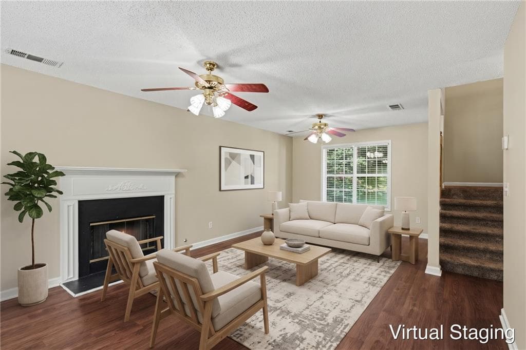 4 bedroom, 3 bathroom, 2,016 sq ft single family residence for sale at 1011 Crown River Parkway, Mcdonough, GA 30252 — photo 5