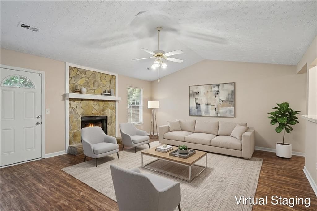 3 bedroom, 2 bathroom, 1,580 sq ft single family residence for sale at 2900 Rosecommons Drive, Hampton, GA 30228 — photo 5