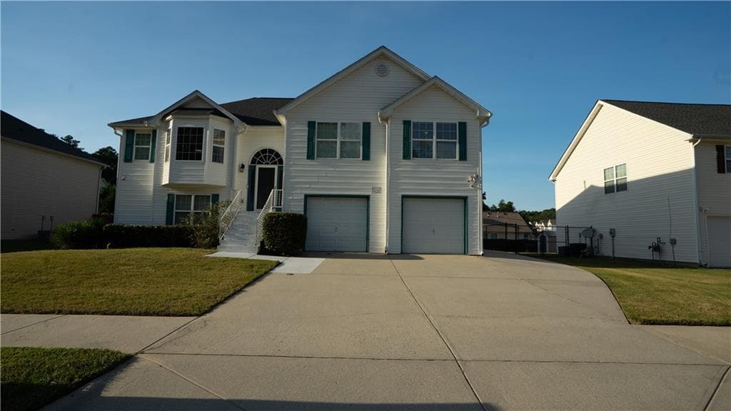 5 bedroom, 3 bathroom, 2,905 sq ft home for sale at 2010 Hillspring Lane, Lithonia, GA