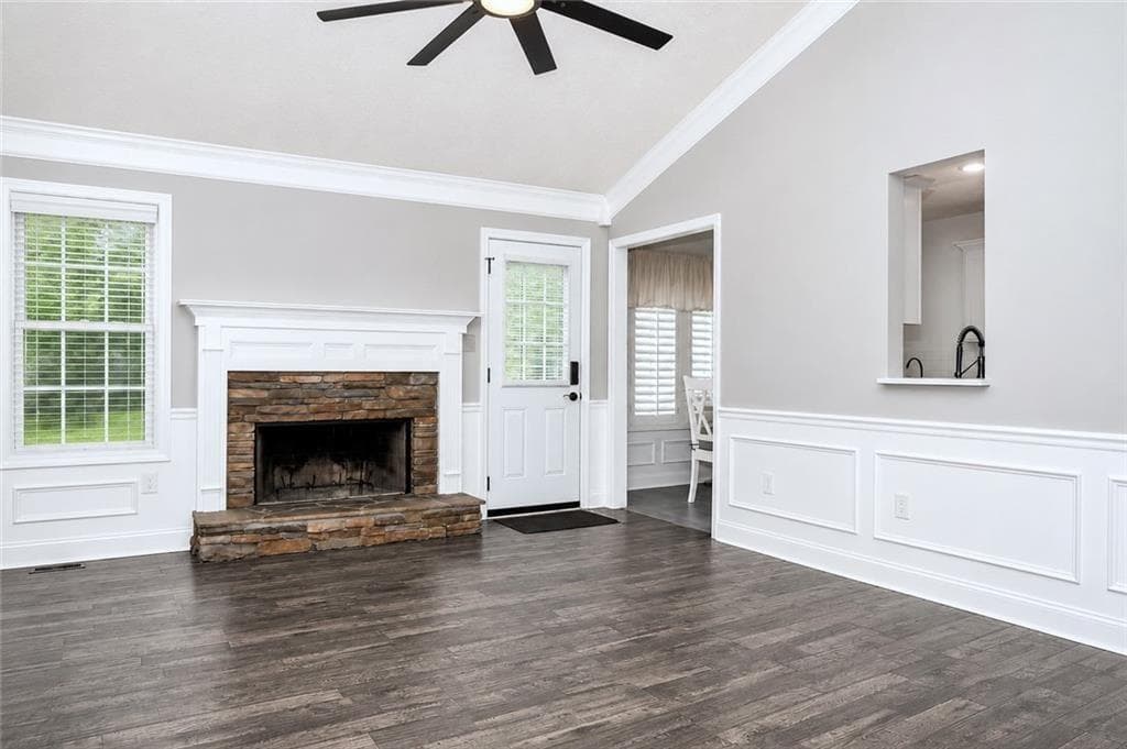 3 bedroom, 3 bathroom, 2,338 sq ft single family residence for sale at 114 Waterbury Lane, Braselton, GA 30517 — photo 5