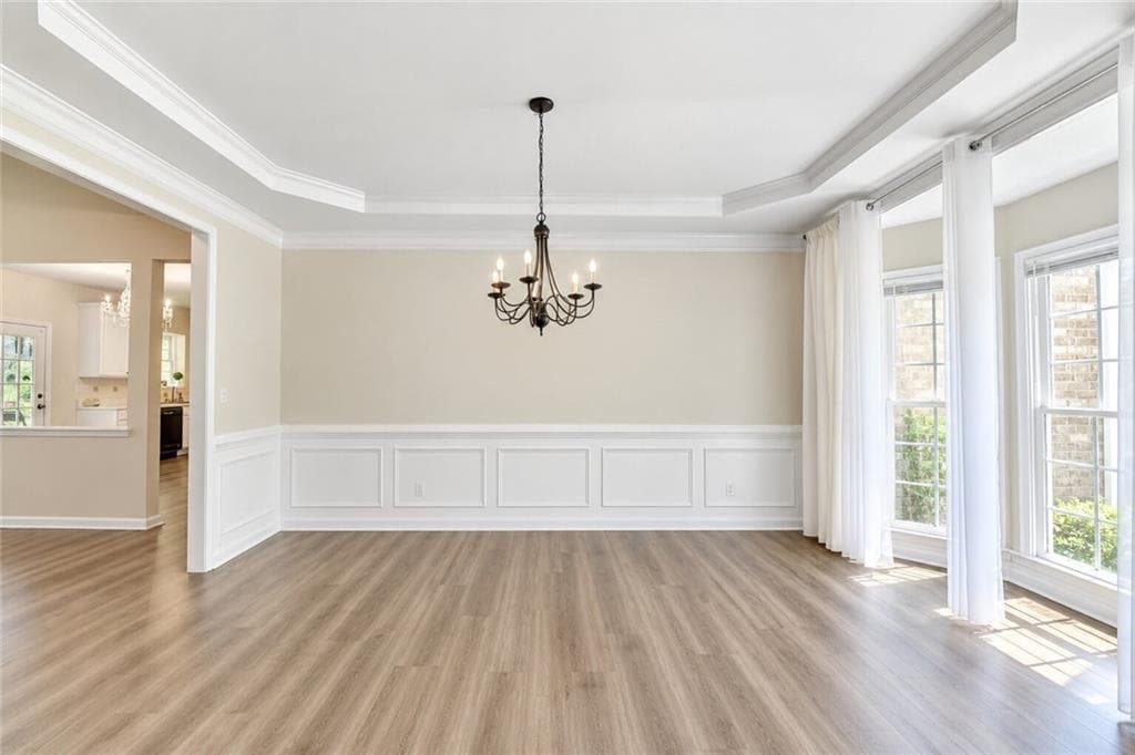 7 bedroom, 4 bathroom, 3,874 sq ft single family residence for sale at 3270 Royal Creek Way, Lilburn, GA 30047 — photo 5