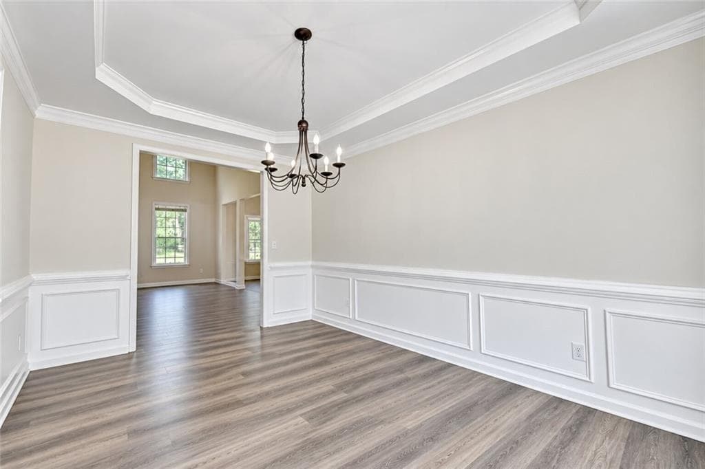 7 bedroom, 4 bathroom, 3,874 sq ft single family residence for sale at 3270 Royal Creek Way, Lilburn, GA 30047 — photo 6
