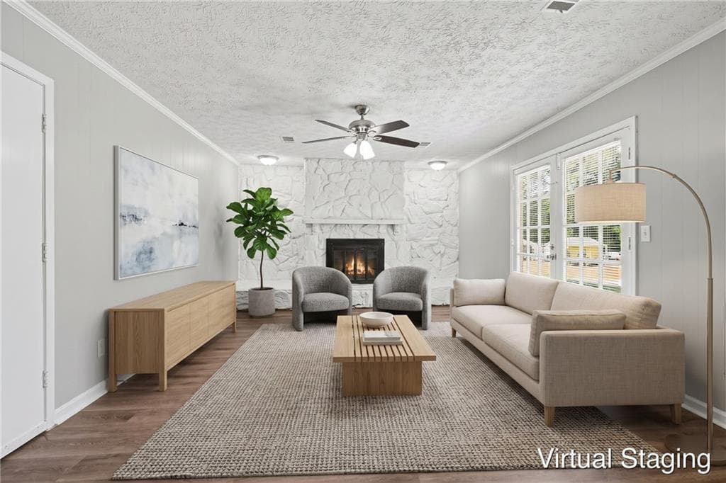 4 bedroom, 3 bathroom, 2,107 sq ft single family residence for sale at 4406 Blackbirch Lane, Decatur, GA 30034 — photo 3