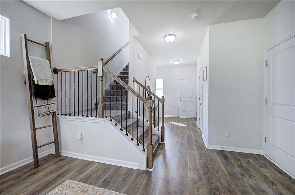 3 bedroom, 3 bathroom, 1,740 sq ft single family residence for sale at 16 Maycroft Court, Rome, GA 30161 — photo 9