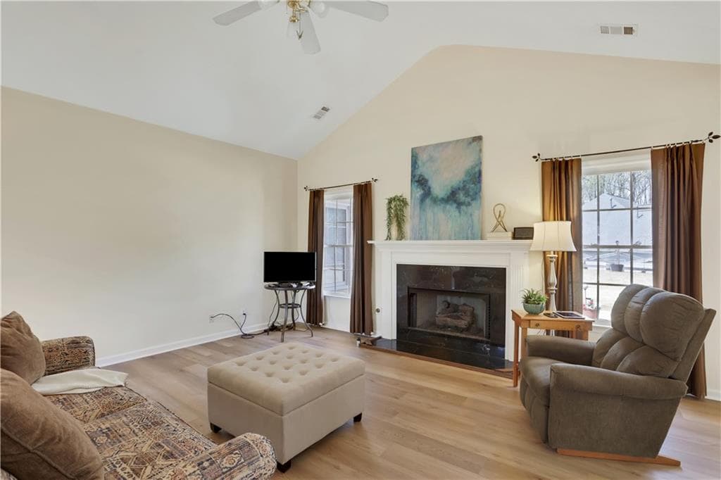 3 bedroom, 2 bathroom, 1,931 sq ft single family residence for rent at 6505 DANIEL Court, Cumming, GA 30040 for $2,950 a month — photo 4