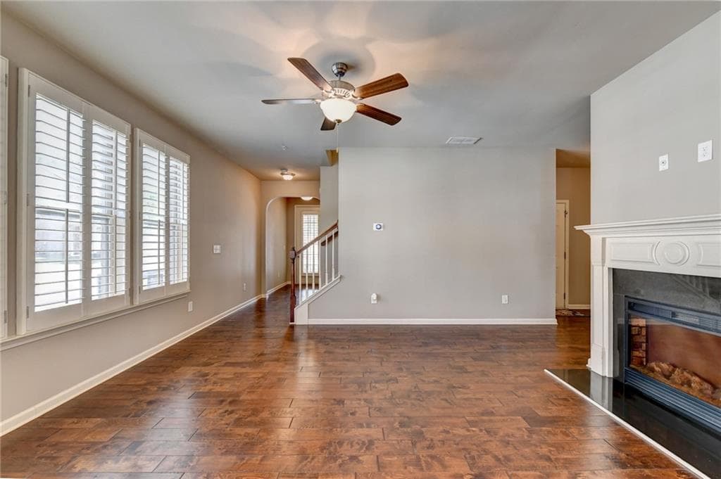 3 bedroom, 3 bathroom, 2,004 sq ft townhouse for sale at 2414 Attewood Drive, Buford, GA 30519 — photo 9