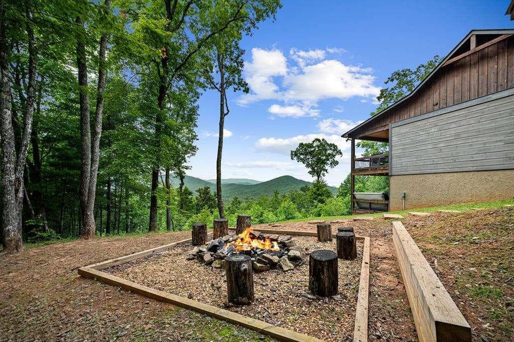 3 bedroom, 4 bathroom, 2,836 sq ft single family residence for sale at 370 High Ridge Road, Epworth, GA 30541 — photo 10