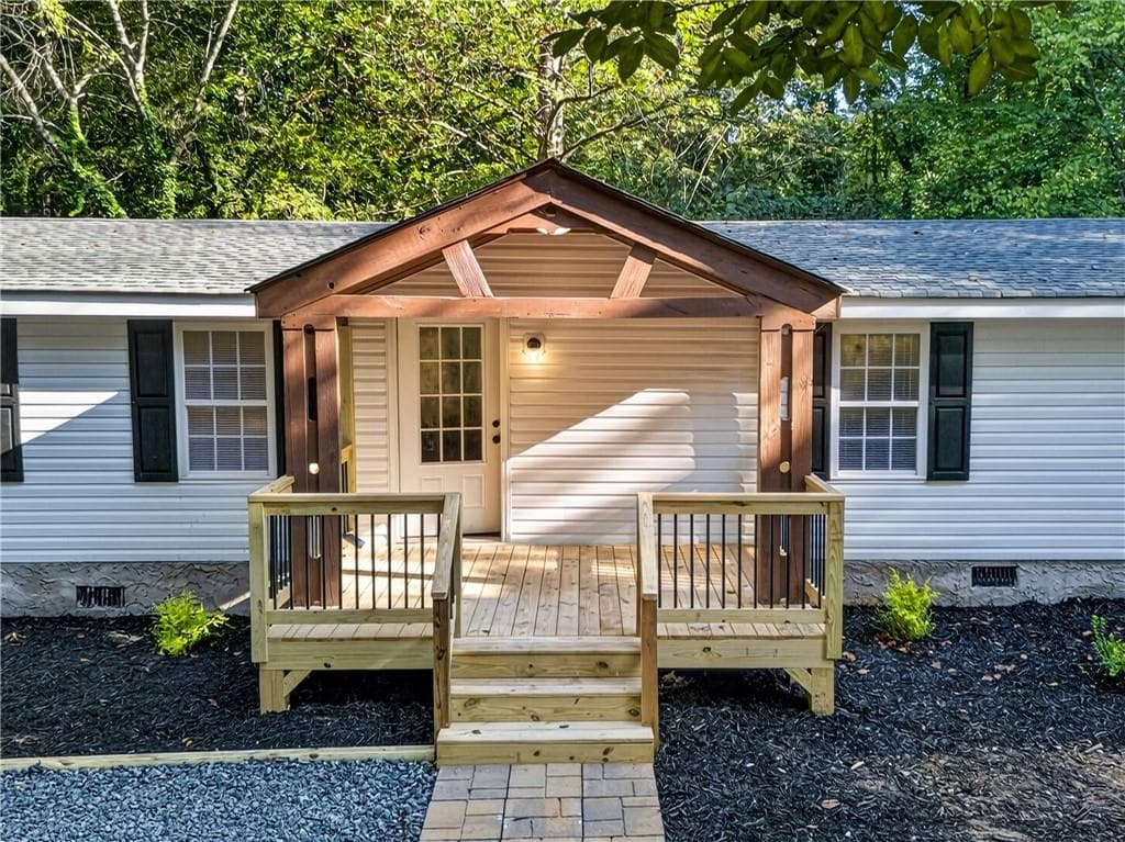 3 bedroom, 2 bathroom, 1,288 sq ft single family residence for sale at 100 Salisbury Road, Dahlonega, GA 30533 — photo 2