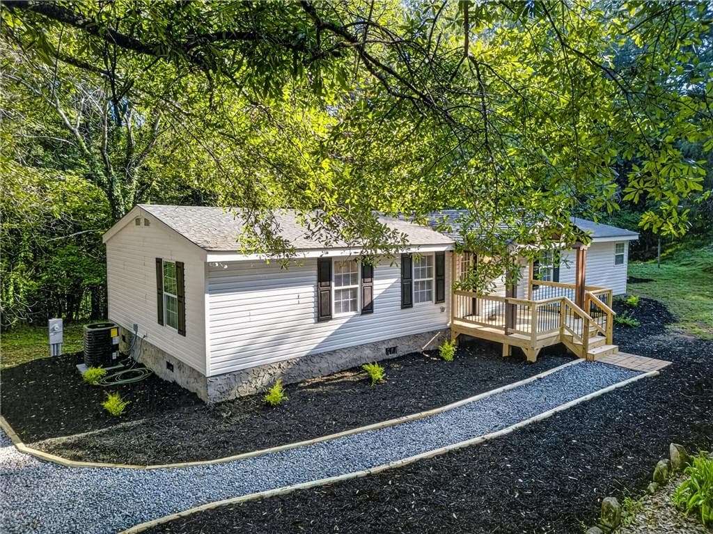 3 bedroom, 2 bathroom, 1,288 sq ft single family residence for sale at 100 Salisbury Road, Dahlonega, GA 30533 — photo 6