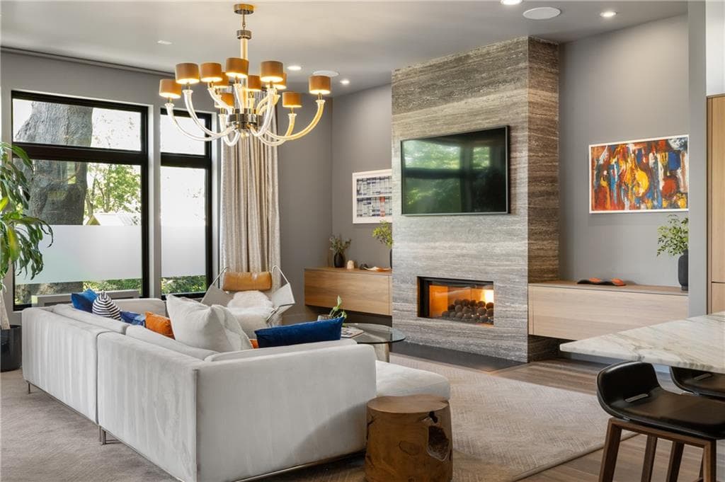 4 bedroom, 4 bathroom, 3,845 sq ft single family residence for sale at 640 East Avenue, Atlanta, GA 30312 — photo 5