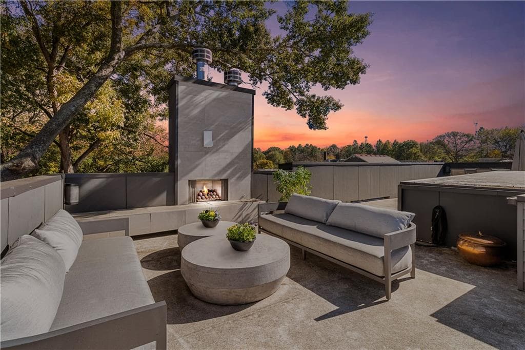 4 bedroom, 4 bathroom, 3,845 sq ft single family residence for sale at 640 East Avenue, Atlanta, GA 30312 — photo 6