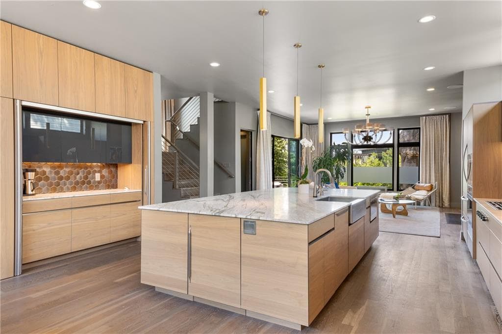 4 bedroom, 4 bathroom, 3,845 sq ft single family residence for sale at 640 East Avenue, Atlanta, GA 30312 — photo 7