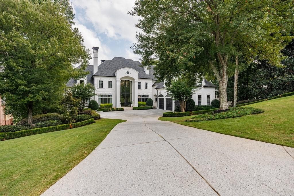 6 bedroom, 9 bathroom, 12,485 sq ft single family residence for sale at 2908 Major Ridge Trail, Duluth, GA 30097 — photo 2
