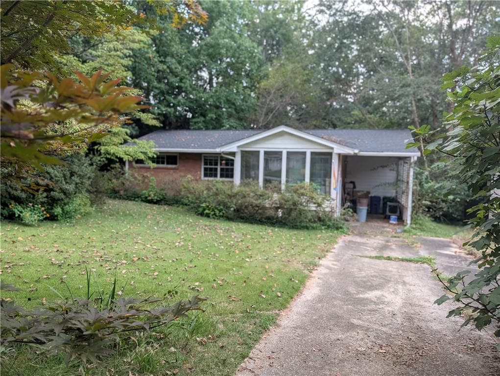 3 bedroom, 1 bathroom, 1,000 sq ft single family residence for sale at 3095 Francine Drive, Decatur, GA 30033