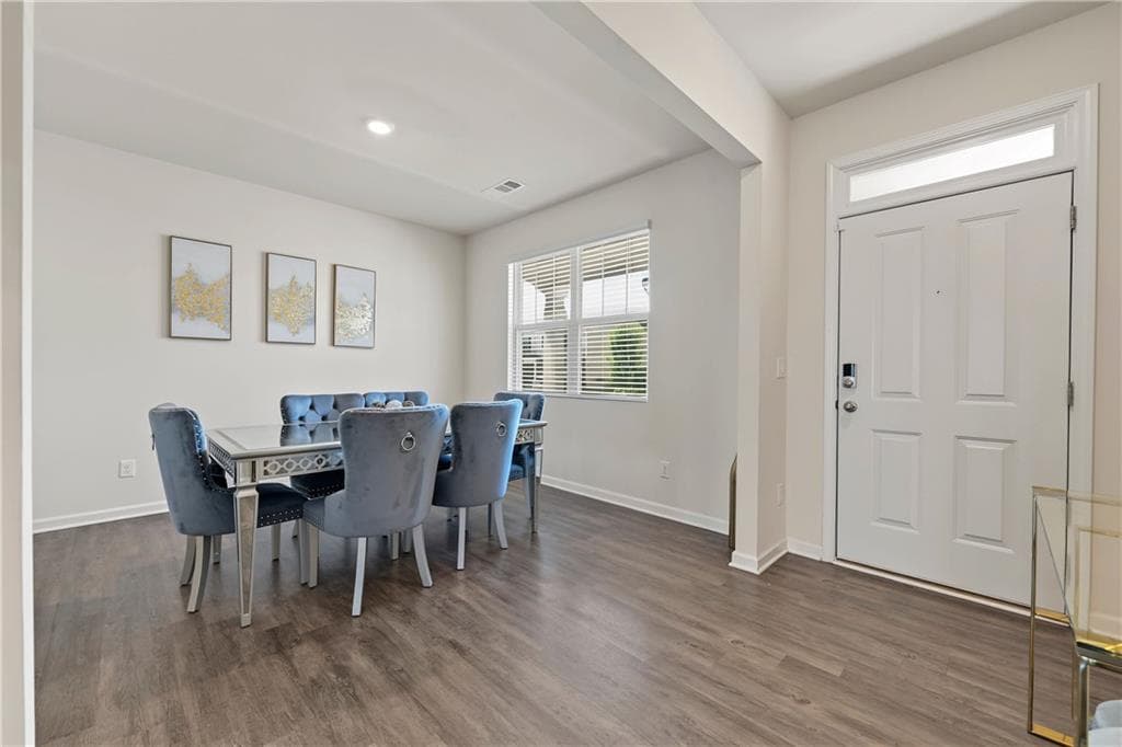 4 bedroom, 3 bathroom, 2,190 sq ft single family residence for sale at 5384 Pennington Court, Atlanta, GA 30349 — photo 6