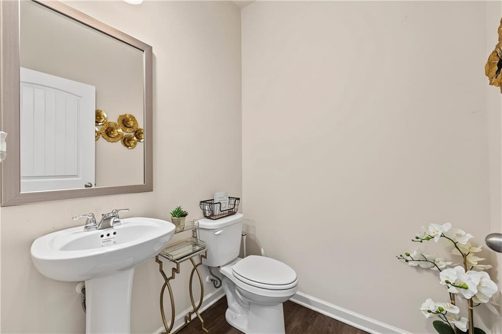 4 bedroom, 3 bathroom, 2,190 sq ft single family residence for sale at 5384 Pennington Court, Atlanta, GA 30349 — photo 8