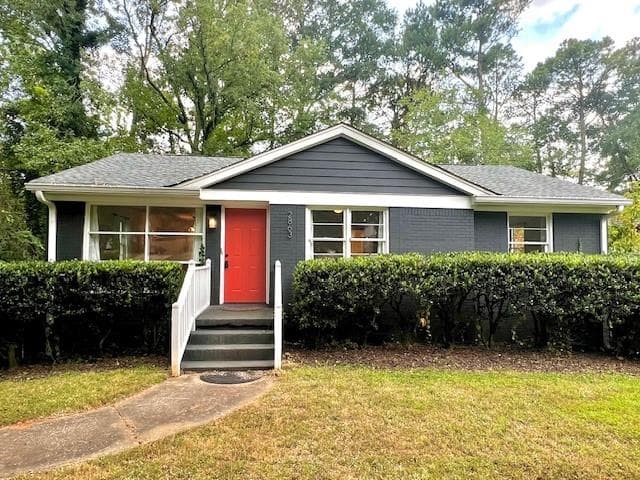 3 bedroom, 1 bathroom, 1,014 sq ft single family residence for rent at 2863 Catalina Drive, Decatur, GA 30032 for $1,750 a month — photo 1 of 18