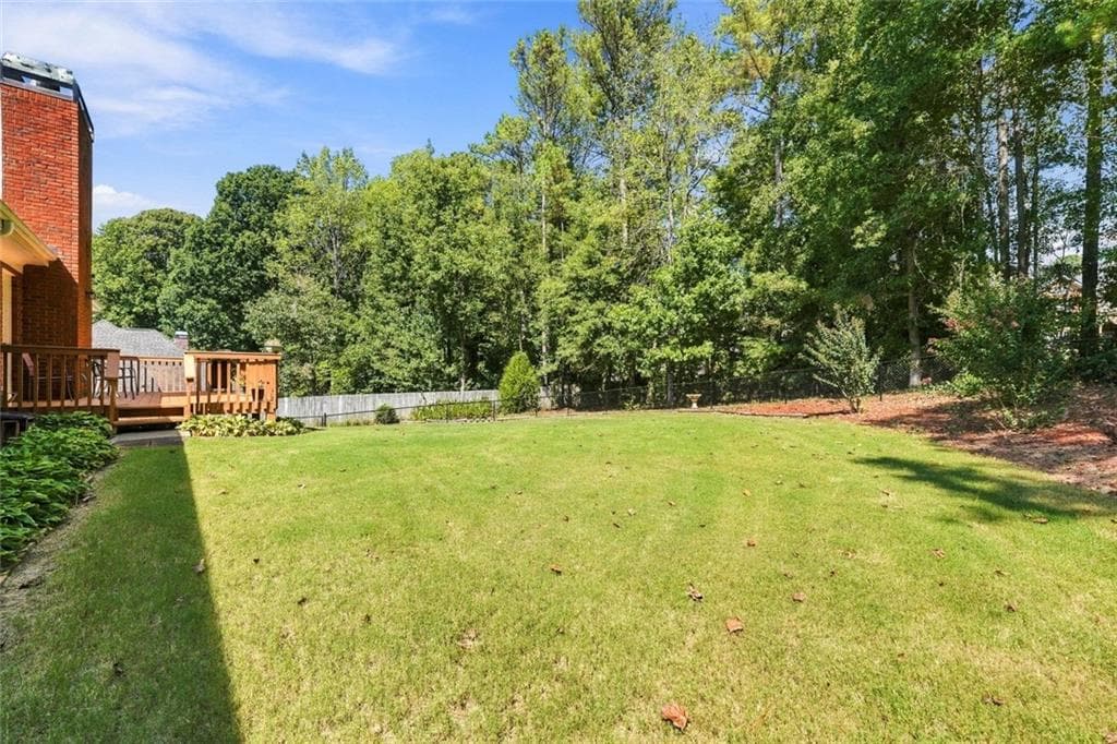 3 bedroom, 3 bathroom, 2,389 sq ft single family residence for sale at 805 Ivy Ridge Drive, Loganville, GA 30052 — photo 3