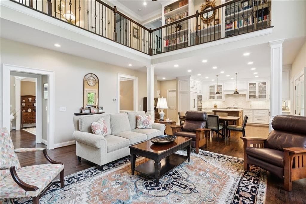 5 bedroom, 5 bathroom, 3,650 sq ft single family residence for sale at 116 Riverview Drive, Suwanee, GA 30024 — photo 8