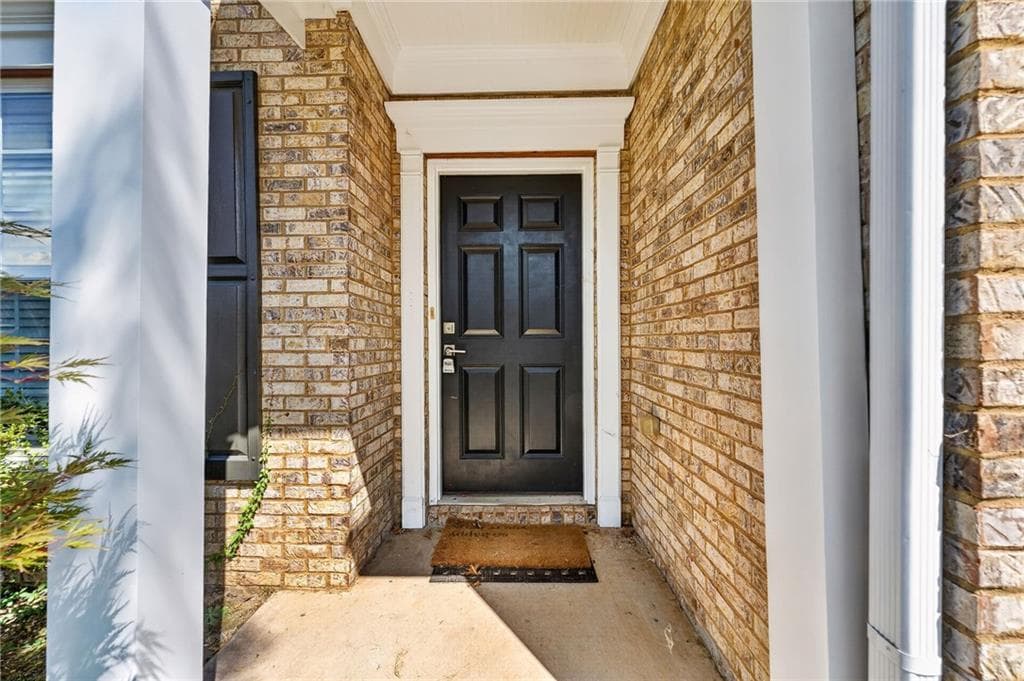 4 bedroom, 3 bathroom, 2,186 sq ft single family residence for sale at 1911 Fosco Drive, Duluth, GA 30097 — photo 2