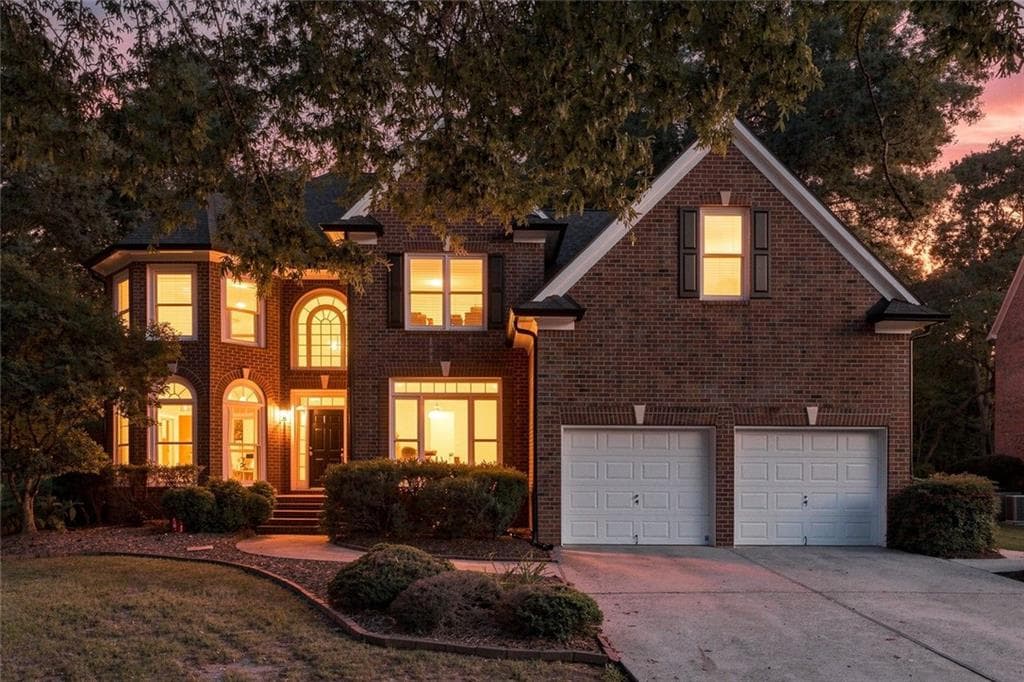 5 bedroom, 4 bathroom, 3,954 sq ft single family residence for sale at 238 Rivergate Drive, Suwanee, GA 30024 — photo 2