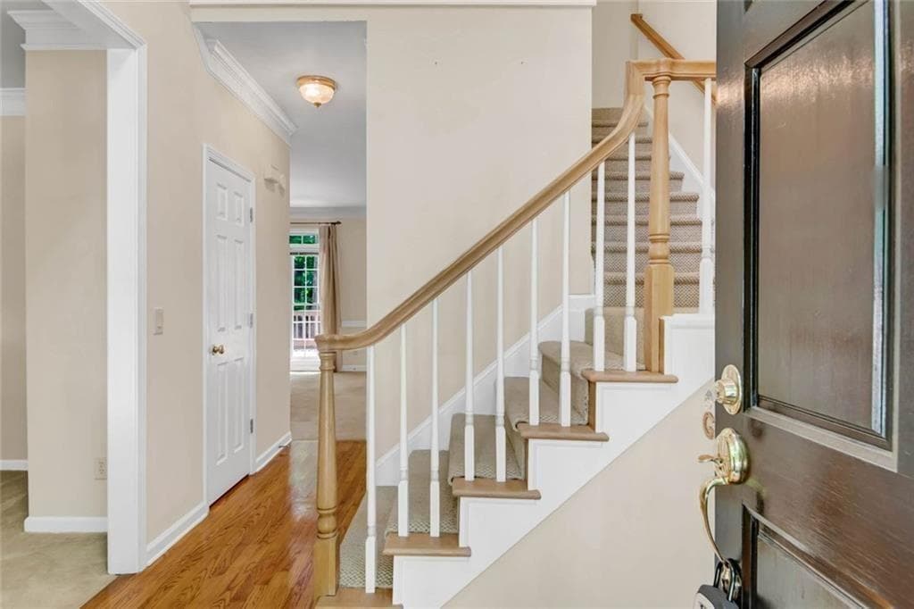 5 bedroom, 4 bathroom, 4,046 sq ft single family residence for sale at 2010 Milfield Circle, Snellville, GA 30078 — photo 4
