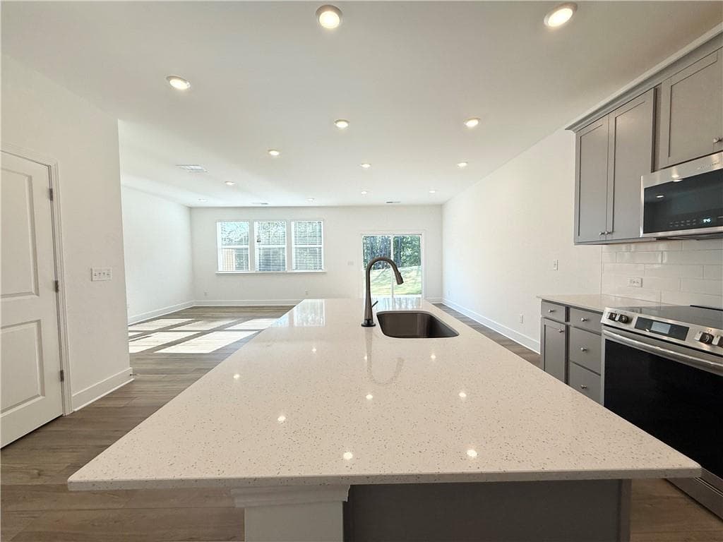 3 bedroom, 3 bathroom, 1,825 sq ft townhouse for rent at 546 East Rope Mill, Holly Springs, GA 30115 for $2,475 a month — photo 7