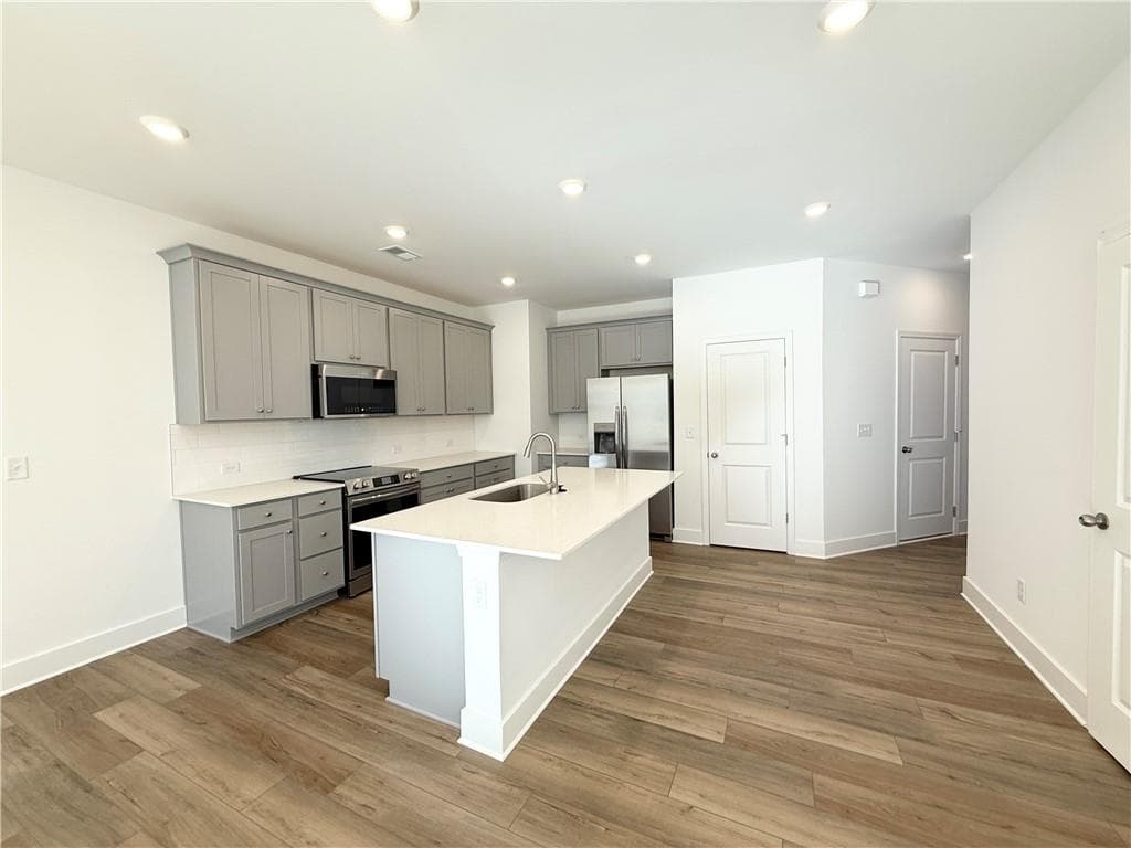 3 bedroom, 3 bathroom, 1,825 sq ft townhouse for rent at 546 East Rope Mill, Holly Springs, GA 30115 for $2,475 a month — photo 10