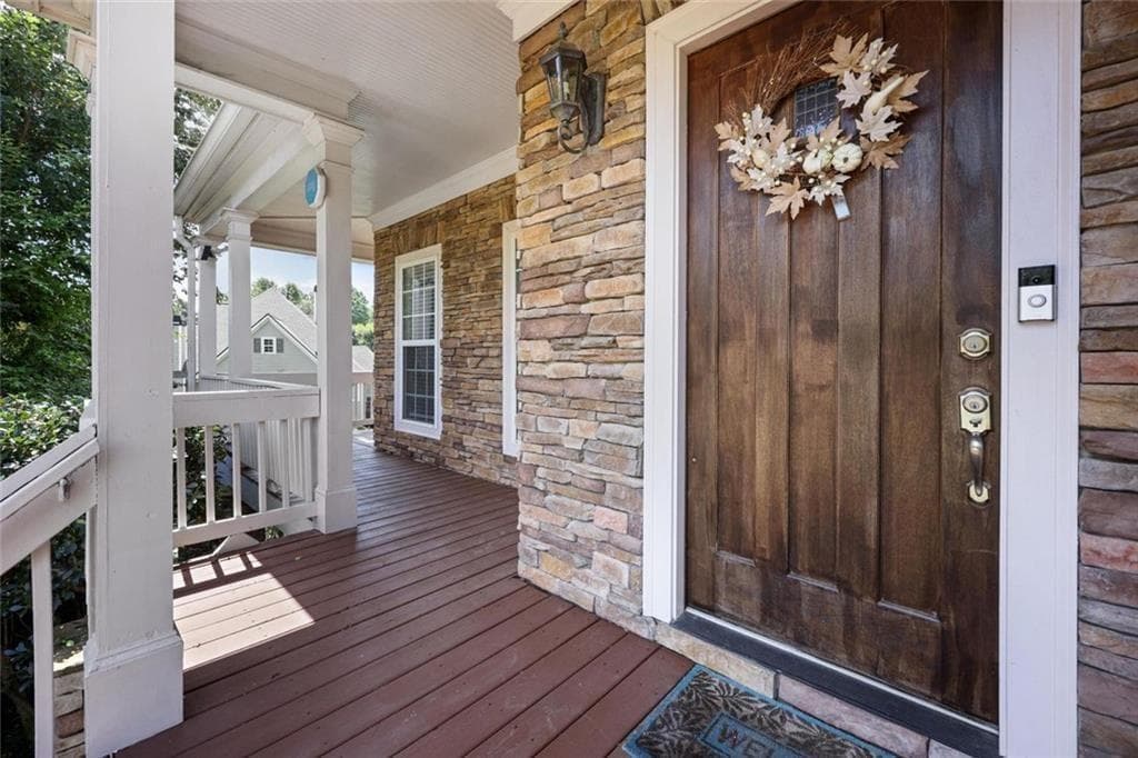 5 bedroom, 4 bathroom, 5,280 sq ft single family residence for sale at 8615 Nolandwood Lane, Villa Rica, GA 30180 — photo 2