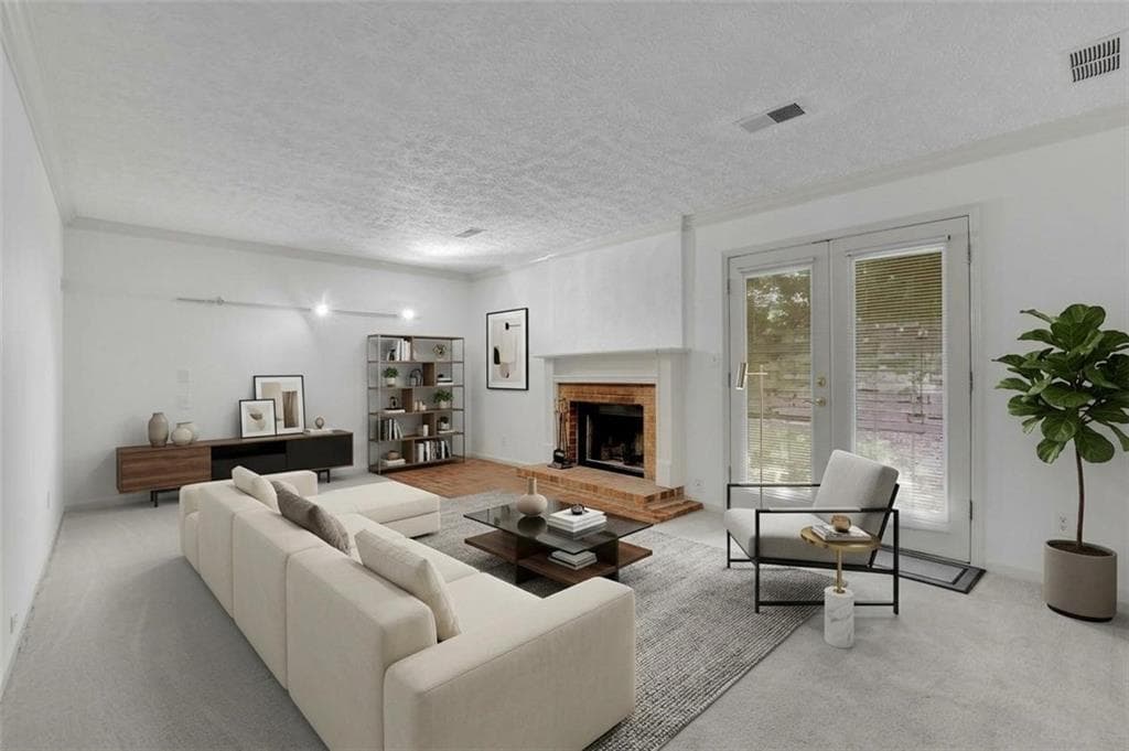 3 bedroom, 3 bathroom, 1,839 sq ft condominium for sale at 878 Lake Hollow Boulevard Southwest, Marietta, GA 30064 — photo 2
