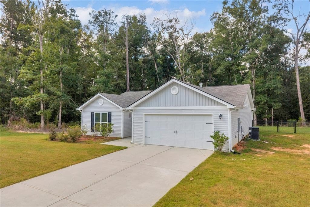 3 bedroom, 2 bathroom, 1,464 sq ft single family residence for sale at 222 Rollingwood Drive, Hull, GA 30646 — photo 3