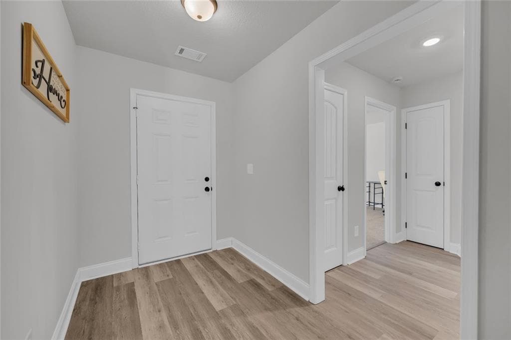 3 bedroom, 2 bathroom, 1,464 sq ft single family residence for sale at 222 Rollingwood Drive, Hull, GA 30646 — photo 7