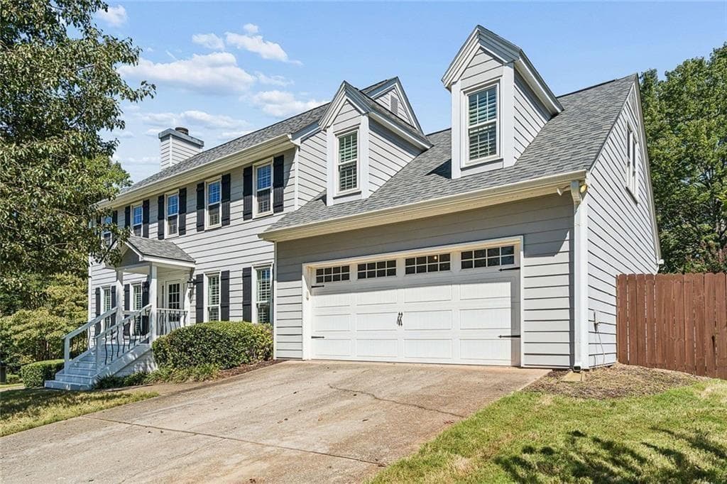 4 bedroom, 3 bathroom, 2,210 sq ft single family residence for sale at 939 Flowers Crossing, Lawrenceville, GA 30044 — photo 2