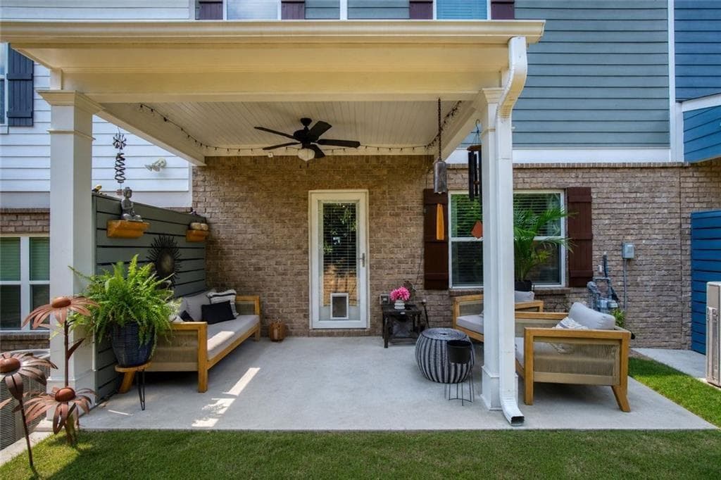 3 bedroom, 3 bathroom, 2,388 sq ft townhouse for sale at 150 Flynn Street, Lawrenceville, GA 30046 — photo 5