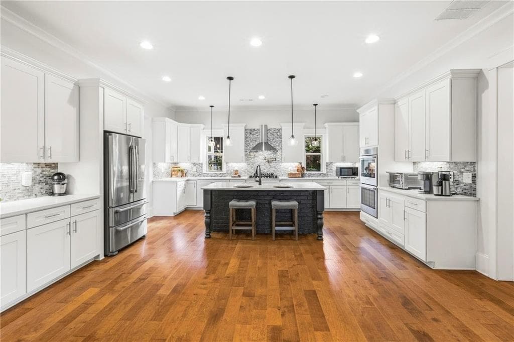 4 bedroom, 5 bathroom, 4,515 sq ft single family residence for sale at 2043 Cambridge Avenue, Atlanta, GA 30337 — photo 8