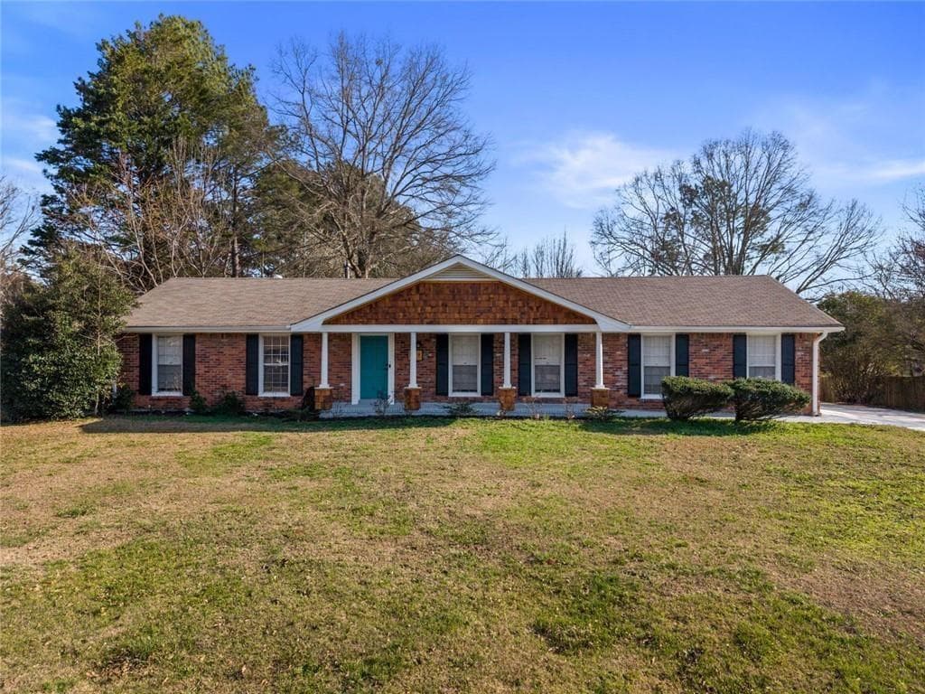 3 bedroom, 2 bathroom, 2,108 sq ft single family residence for sale at 599 Honey Creek Road, Conyers, GA 30094