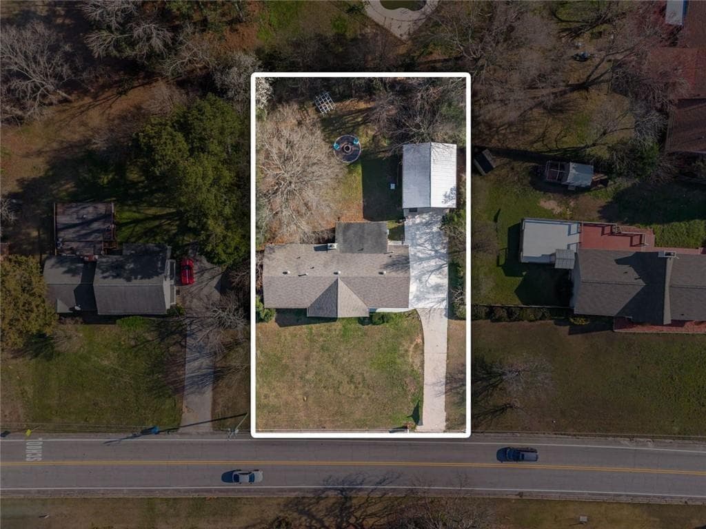 3 bedroom, 2 bathroom, 2,108 sq ft single family residence for sale at 599 Honey Creek Road, Conyers, GA 30094 — photo 7